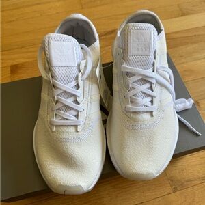 Adidas, SWIFT RUN X W SNEAKERS. Brand new with tags! Women’s size 10